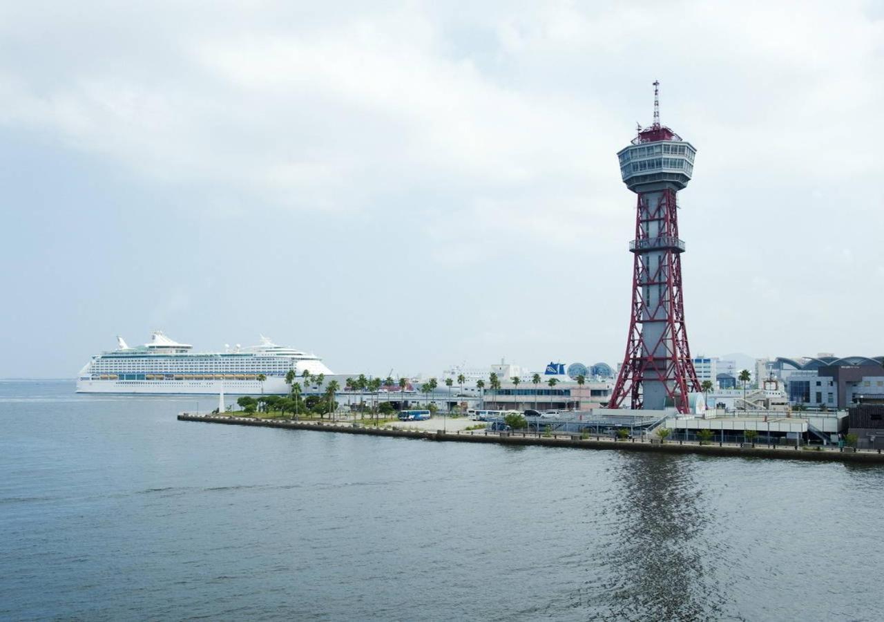 Apa Hotel Hakataeki Chikushiguchi Fukuoka (Fukuoka) Exterior foto